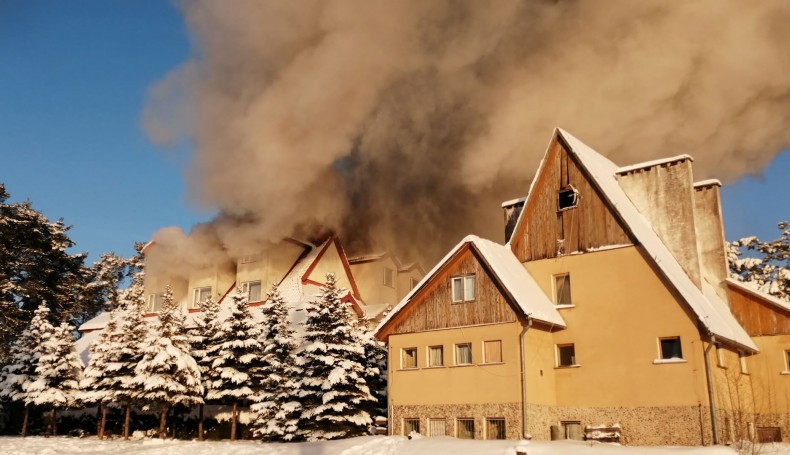 Ogromny pożar hotelu w Augustowie, fot. Słuchacz